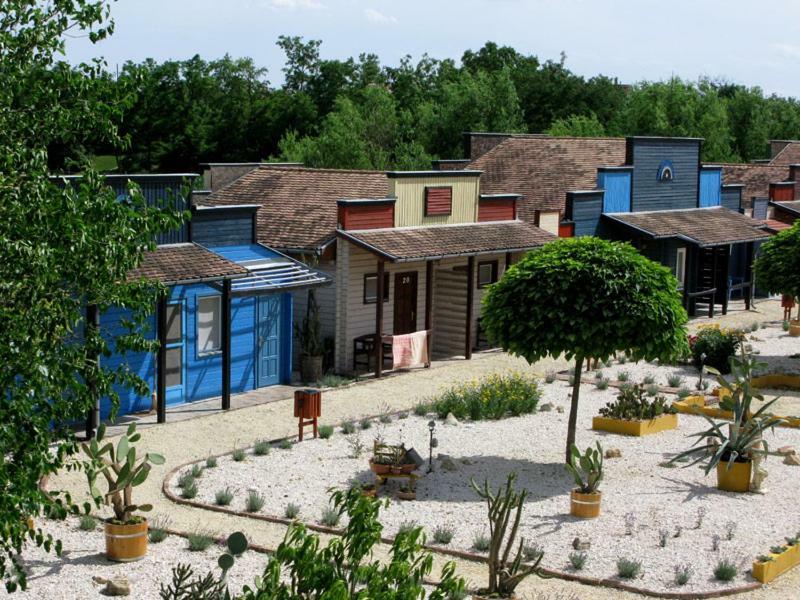 Bed and Breakfast Convoy Panzio Szajol Exterior foto