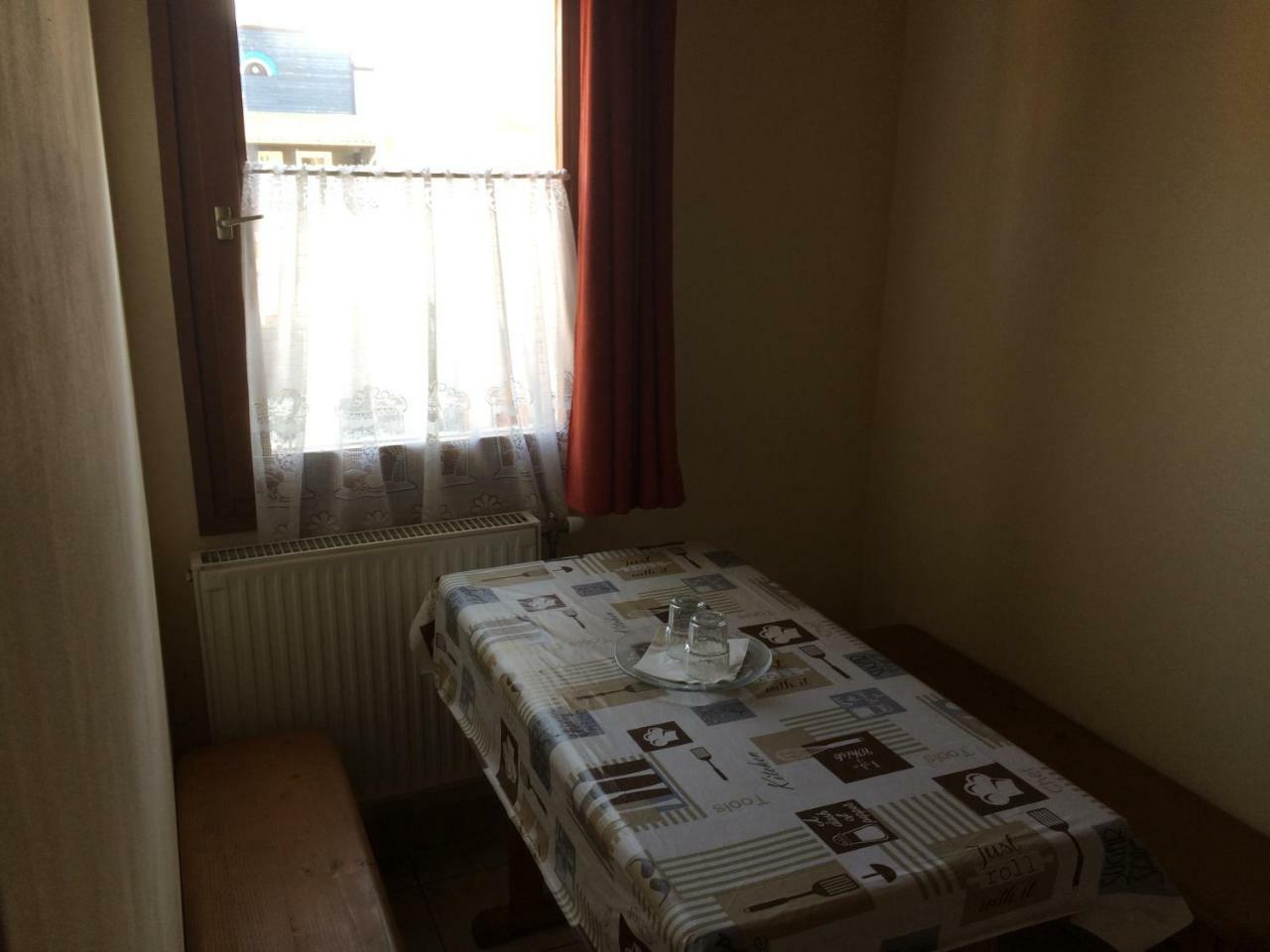 Bed and Breakfast Convoy Panzio Szajol Exterior foto